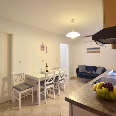 Apartment Percic Tar-Vabriga エクステリア 写真