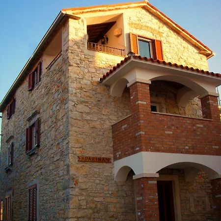 Apartment Percic Tar-Vabriga エクステリア 写真