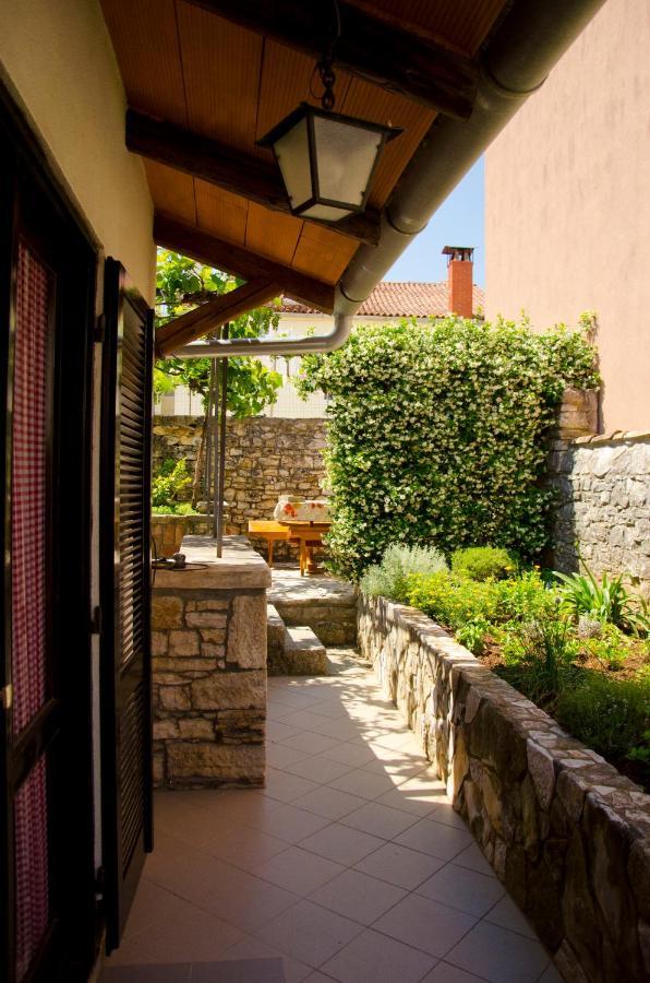 Apartment Percic Tar-Vabriga エクステリア 写真